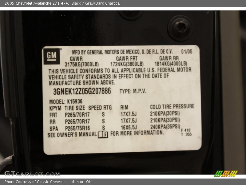 Black / Gray/Dark Charcoal 2005 Chevrolet Avalanche Z71 4x4