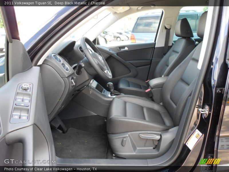 Deep Black Metallic / Charcoal 2011 Volkswagen Tiguan SE