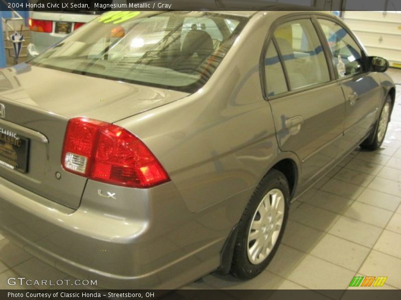 Magnesium Metallic / Gray 2004 Honda Civic LX Sedan
