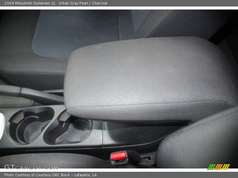 Urban Gray Pearl / Charcoal 2004 Mitsubishi Outlander LS