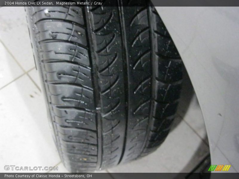 Magnesium Metallic / Gray 2004 Honda Civic LX Sedan