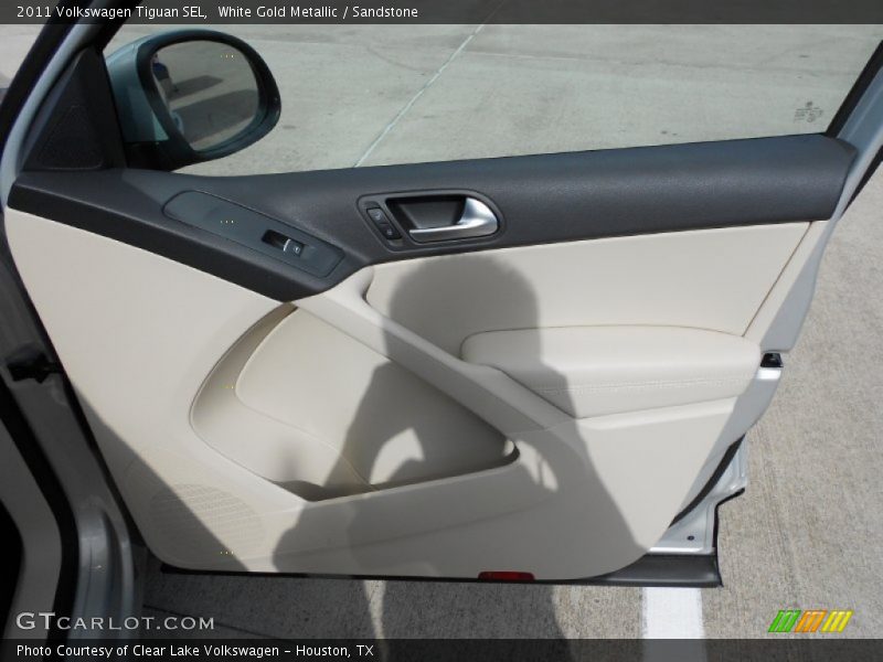 White Gold Metallic / Sandstone 2011 Volkswagen Tiguan SEL