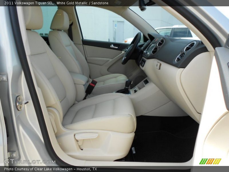 White Gold Metallic / Sandstone 2011 Volkswagen Tiguan SEL
