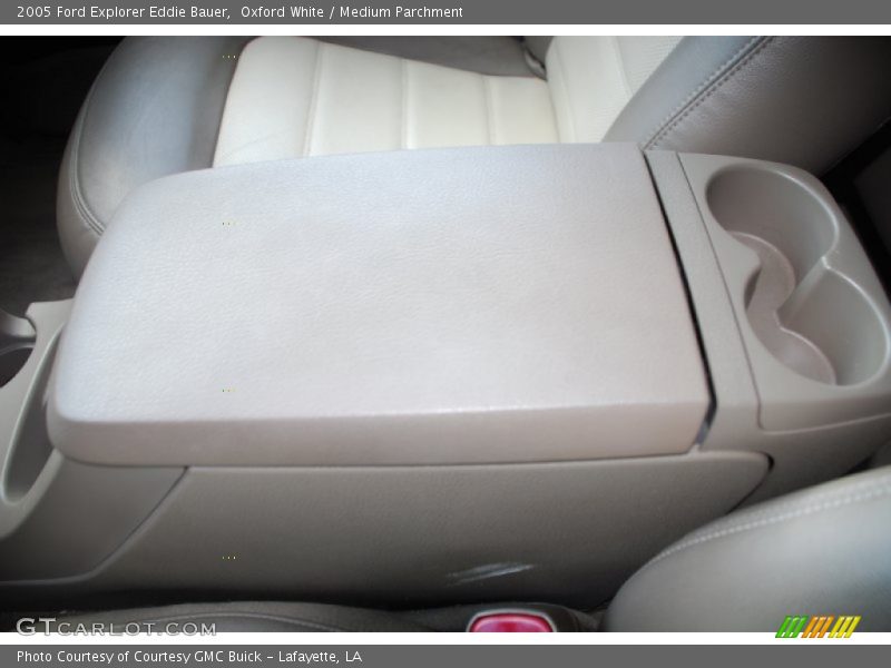Oxford White / Medium Parchment 2005 Ford Explorer Eddie Bauer