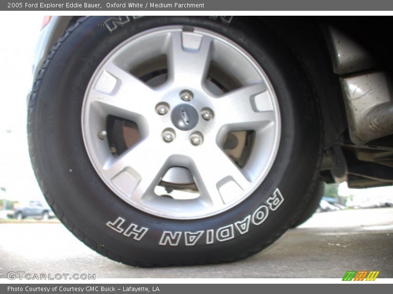 Oxford White / Medium Parchment 2005 Ford Explorer Eddie Bauer