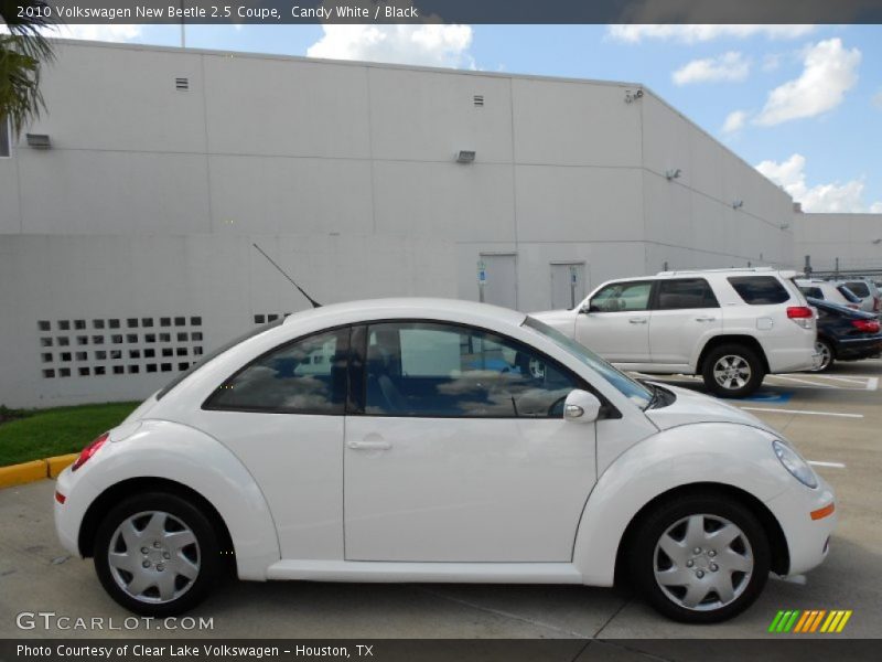 Candy White / Black 2010 Volkswagen New Beetle 2.5 Coupe