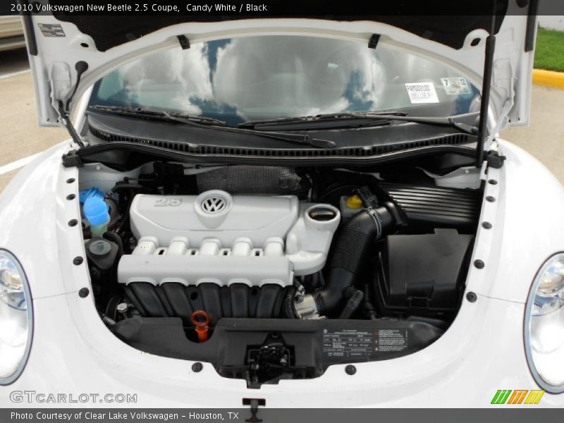 Candy White / Black 2010 Volkswagen New Beetle 2.5 Coupe