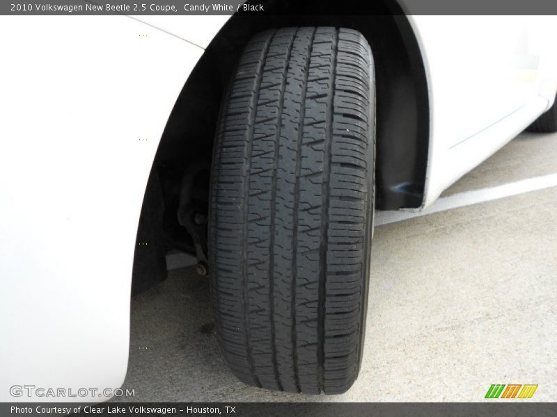 Candy White / Black 2010 Volkswagen New Beetle 2.5 Coupe
