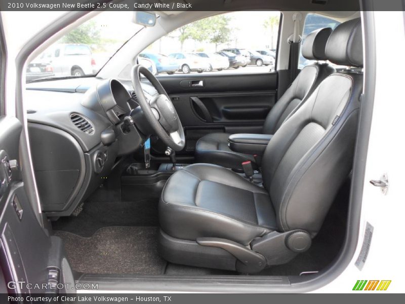 Candy White / Black 2010 Volkswagen New Beetle 2.5 Coupe