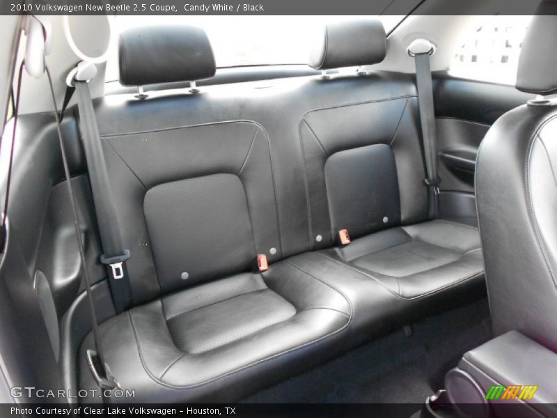 Candy White / Black 2010 Volkswagen New Beetle 2.5 Coupe