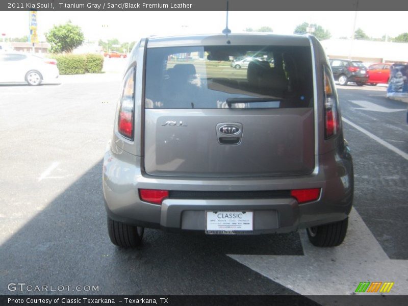Titanium Gray / Sand/Black Premium Leather 2011 Kia Soul !