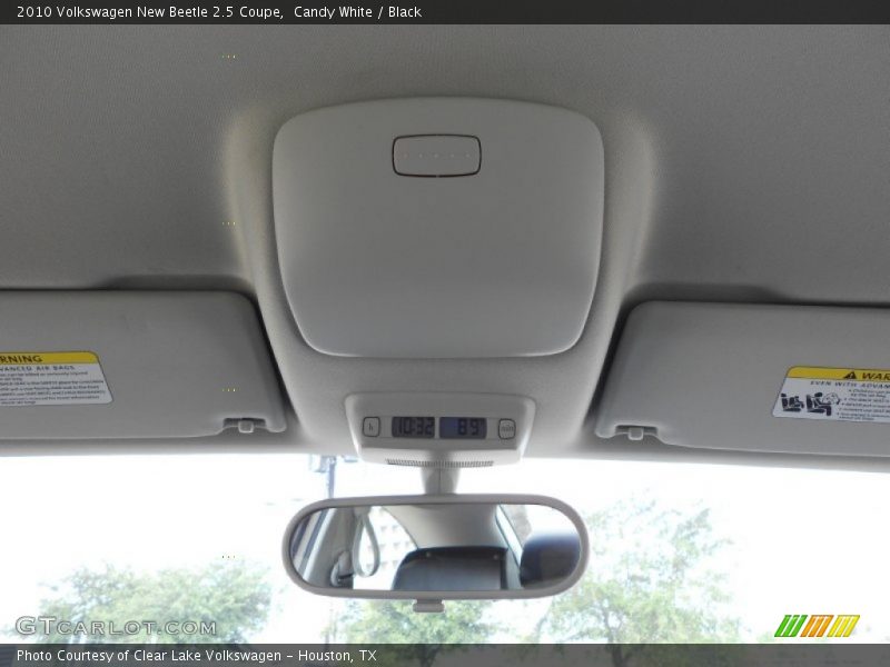 Candy White / Black 2010 Volkswagen New Beetle 2.5 Coupe