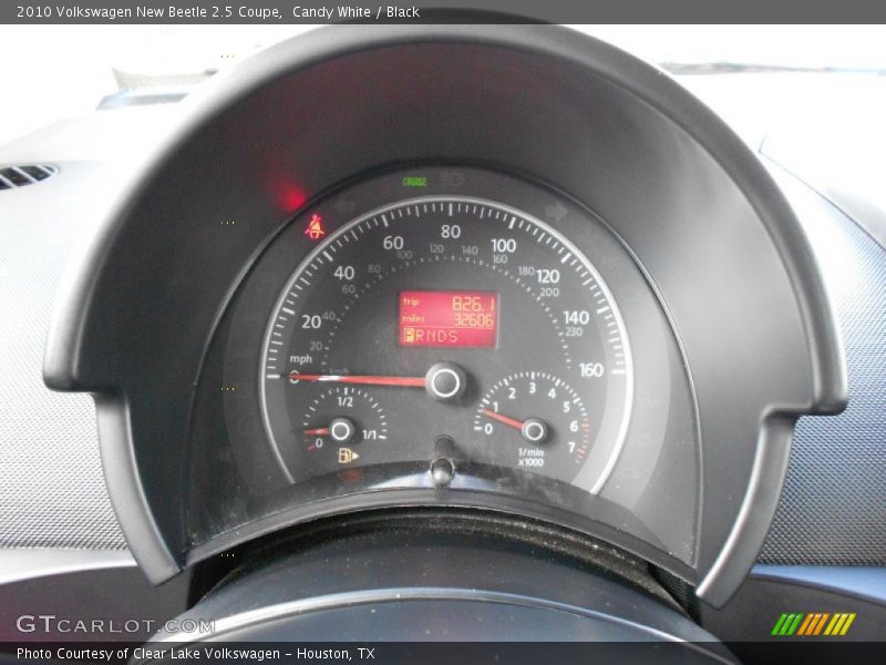Candy White / Black 2010 Volkswagen New Beetle 2.5 Coupe