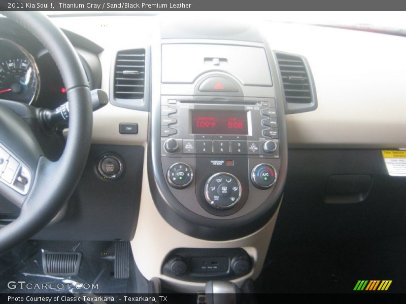 Titanium Gray / Sand/Black Premium Leather 2011 Kia Soul !