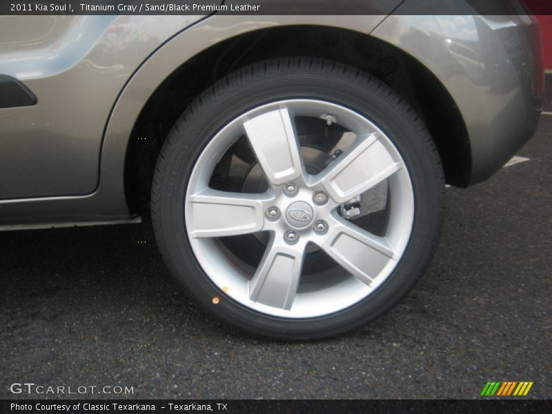 Titanium Gray / Sand/Black Premium Leather 2011 Kia Soul !
