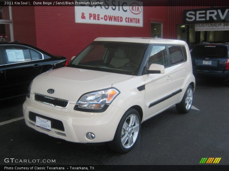 Dune Beige / Sand/Black Premium Leather 2011 Kia Soul !