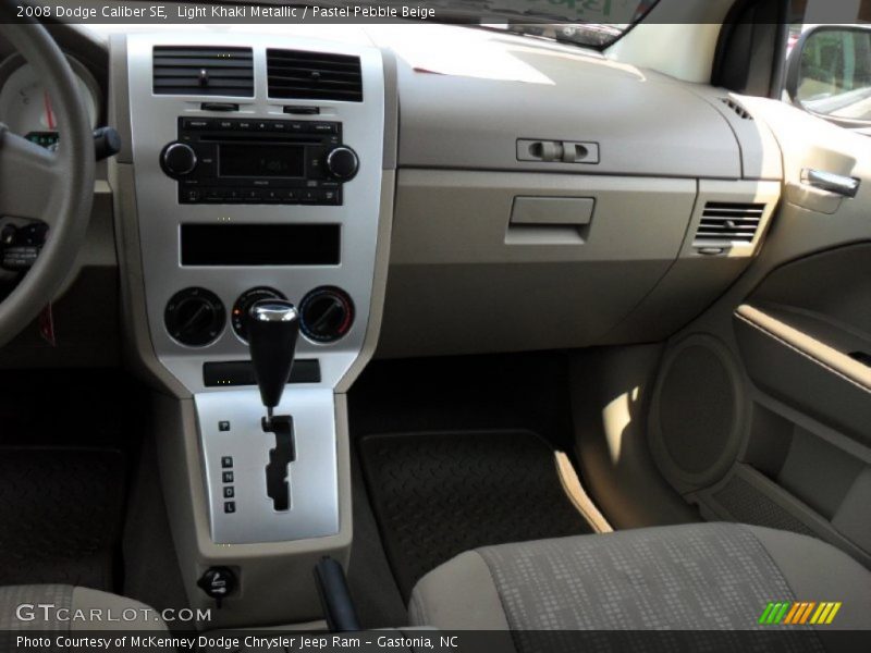Light Khaki Metallic / Pastel Pebble Beige 2008 Dodge Caliber SE