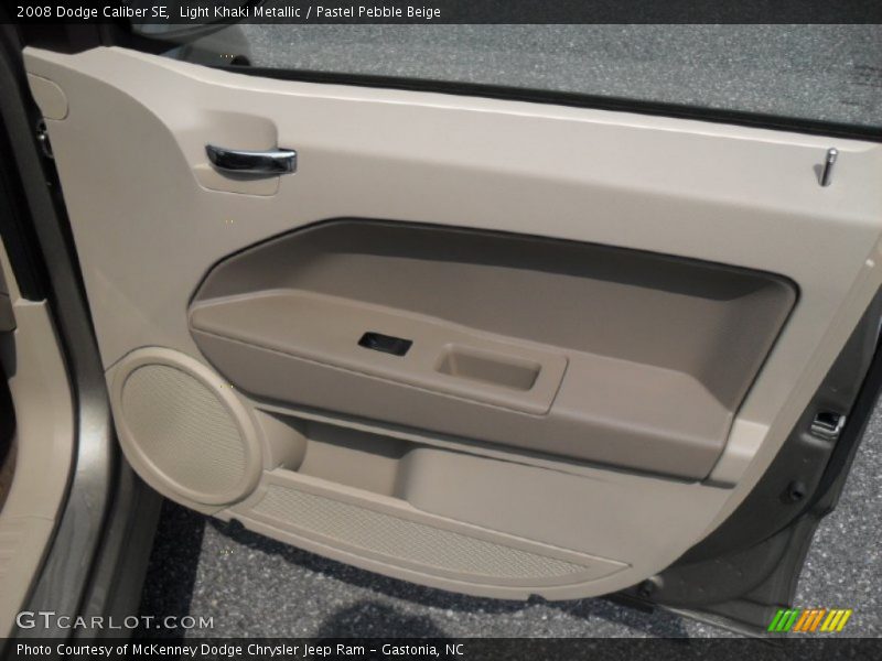 Light Khaki Metallic / Pastel Pebble Beige 2008 Dodge Caliber SE