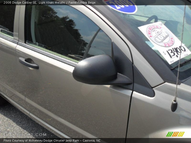 Light Khaki Metallic / Pastel Pebble Beige 2008 Dodge Caliber SE