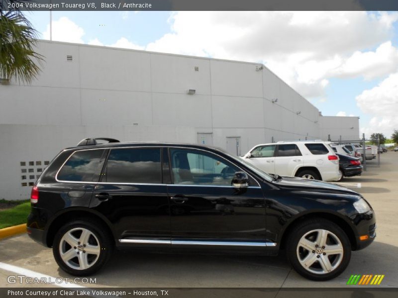 Black / Anthracite 2004 Volkswagen Touareg V8