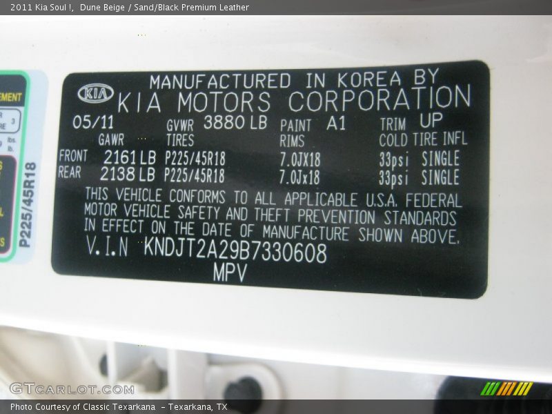 Dune Beige / Sand/Black Premium Leather 2011 Kia Soul !