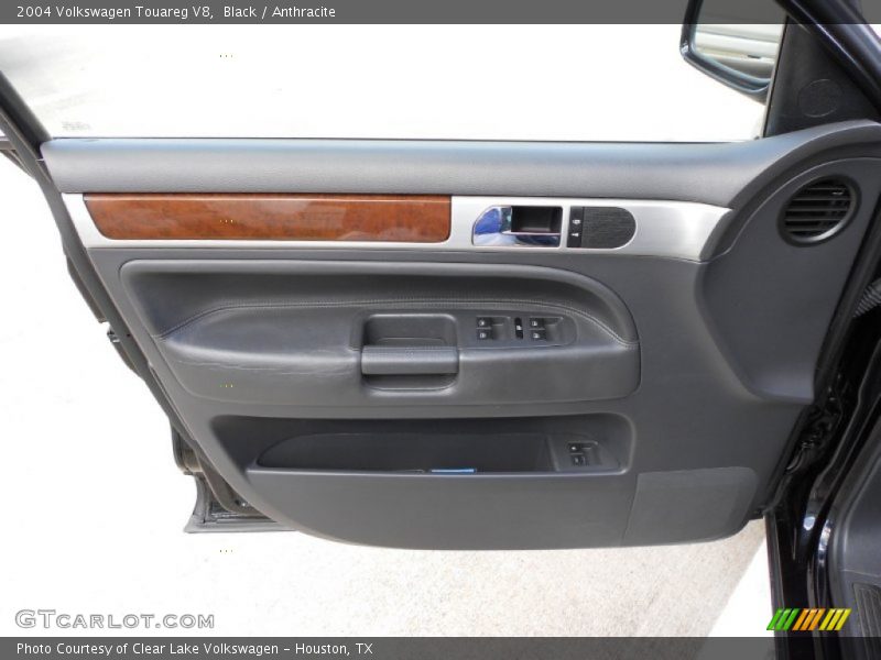 Door Panel of 2004 Touareg V8