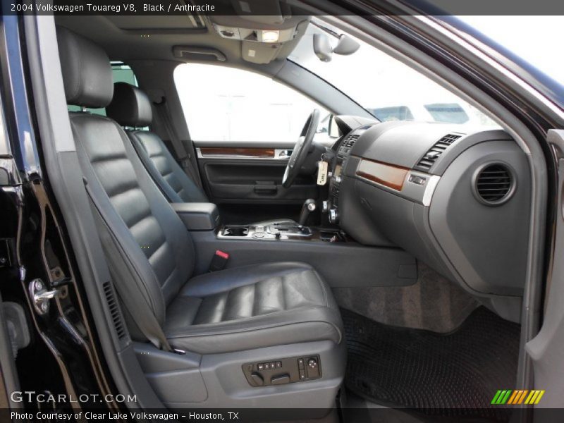  2004 Touareg V8 Anthracite Interior