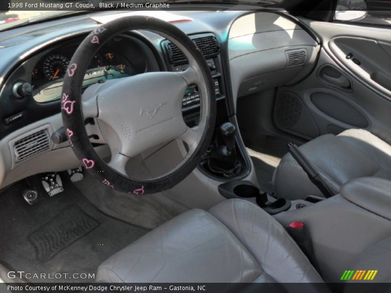 Black / Medium Graphite 1998 Ford Mustang GT Coupe