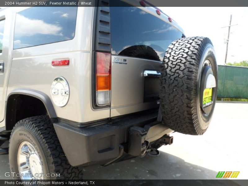 Pewter Metallic / Wheat 2004 Hummer H2 SUV