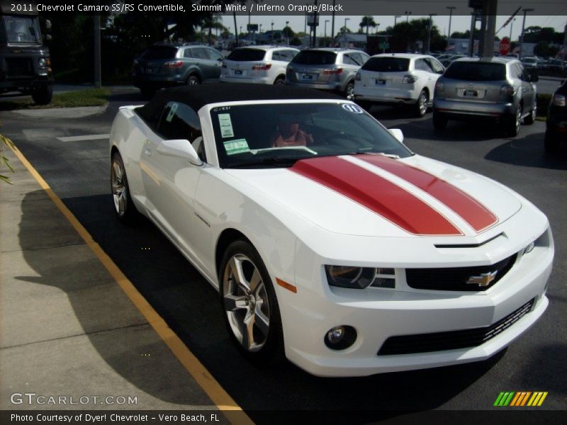 Front 3/4 View of 2011 Camaro SS/RS Convertible