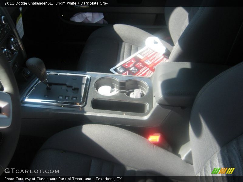 Bright White / Dark Slate Gray 2011 Dodge Challenger SE