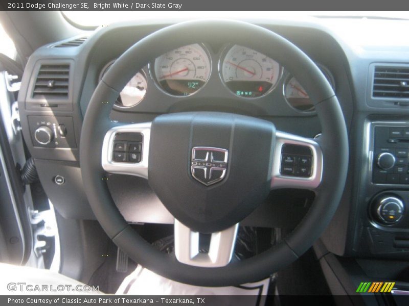 Bright White / Dark Slate Gray 2011 Dodge Challenger SE