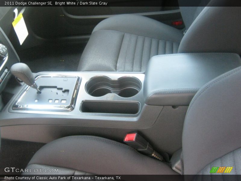 Bright White / Dark Slate Gray 2011 Dodge Challenger SE