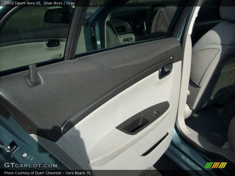 Silver Moss / Gray 2009 Saturn Aura XE