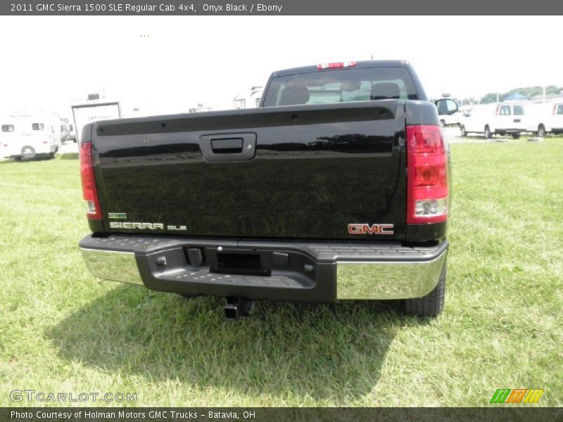 Onyx Black / Ebony 2011 GMC Sierra 1500 SLE Regular Cab 4x4