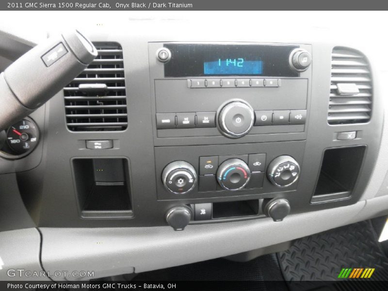 Onyx Black / Dark Titanium 2011 GMC Sierra 1500 Regular Cab