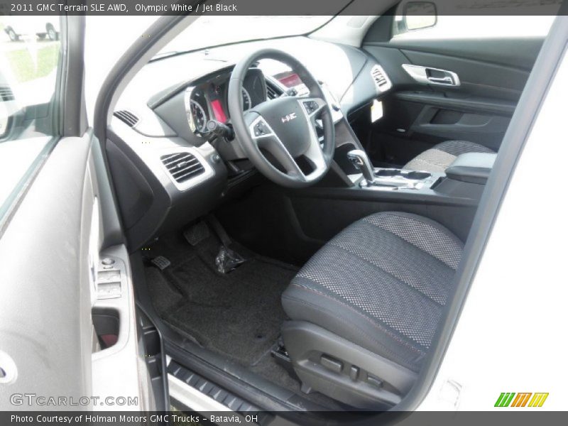 Olympic White / Jet Black 2011 GMC Terrain SLE AWD