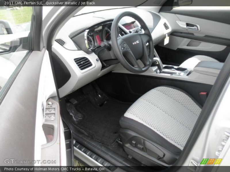 Quicksilver Metallic / Jet Black 2011 GMC Terrain SLE