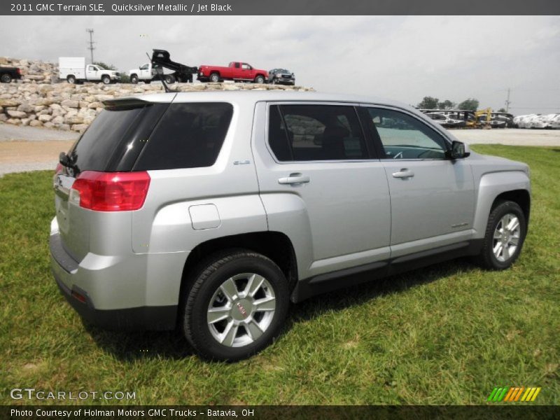 Quicksilver Metallic / Jet Black 2011 GMC Terrain SLE