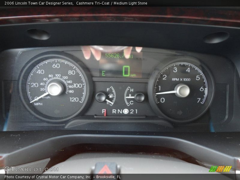  2006 Town Car Designer Series Designer Series Gauges