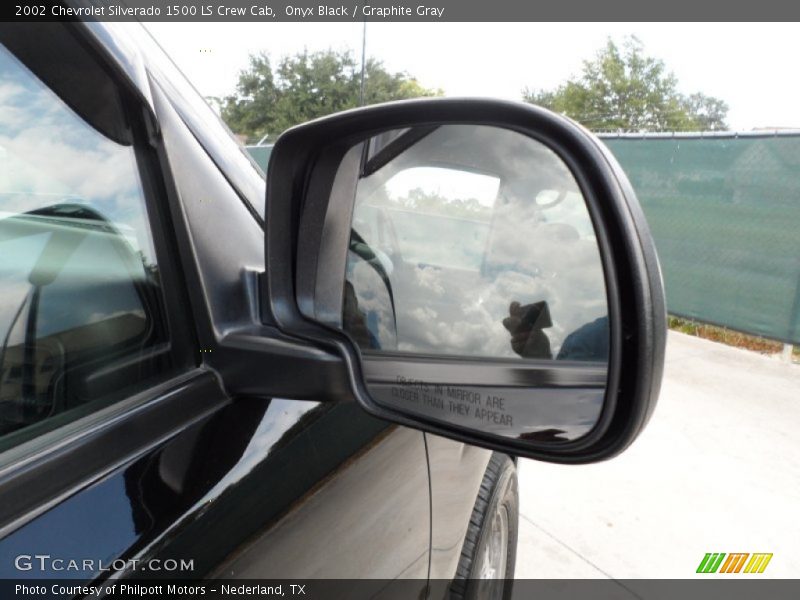 Onyx Black / Graphite Gray 2002 Chevrolet Silverado 1500 LS Crew Cab