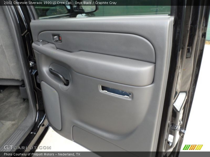 Onyx Black / Graphite Gray 2002 Chevrolet Silverado 1500 LS Crew Cab