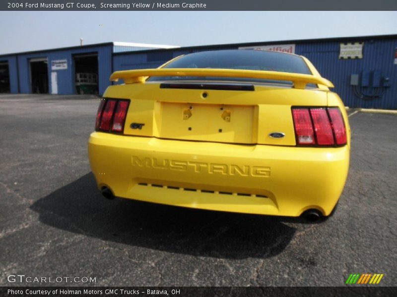 Screaming Yellow / Medium Graphite 2004 Ford Mustang GT Coupe