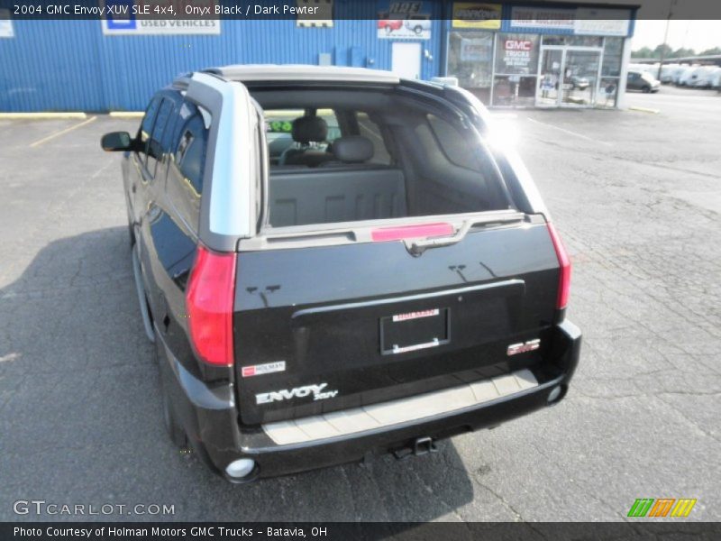 Onyx Black / Dark Pewter 2004 GMC Envoy XUV SLE 4x4