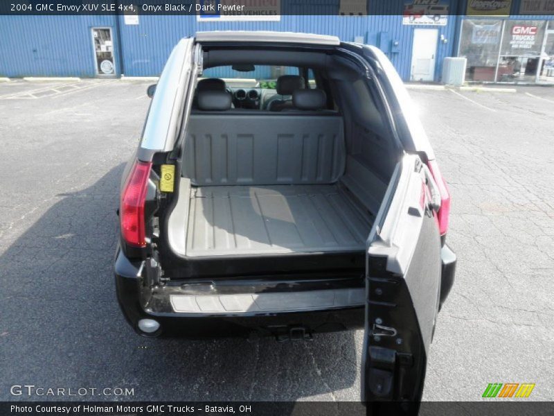 Onyx Black / Dark Pewter 2004 GMC Envoy XUV SLE 4x4