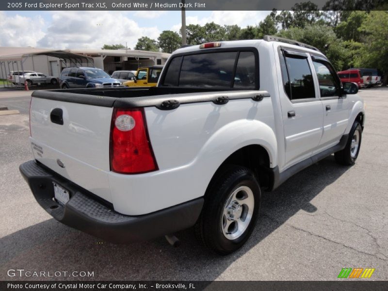 Oxford White / Medium Dark Flint 2005 Ford Explorer Sport Trac XLS