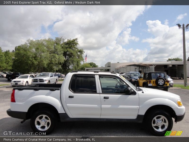 Oxford White / Medium Dark Flint 2005 Ford Explorer Sport Trac XLS