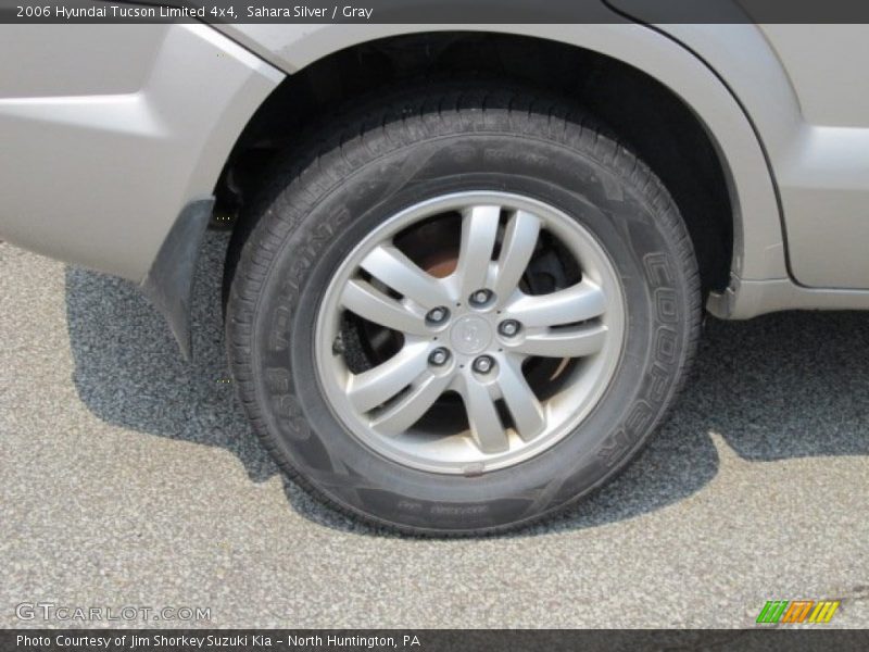 Sahara Silver / Gray 2006 Hyundai Tucson Limited 4x4
