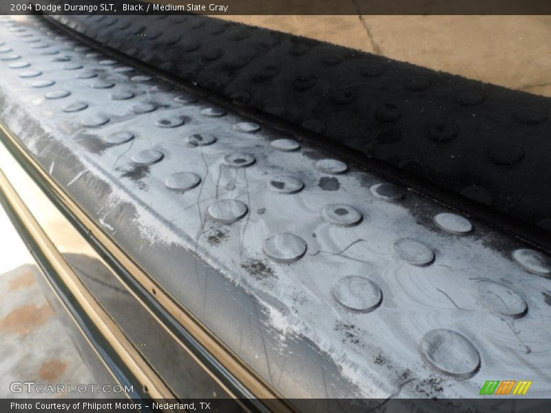Black / Medium Slate Gray 2004 Dodge Durango SLT