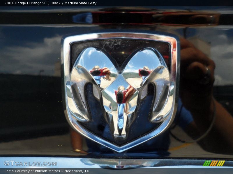 Black / Medium Slate Gray 2004 Dodge Durango SLT